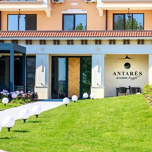  Hotel Life Antares